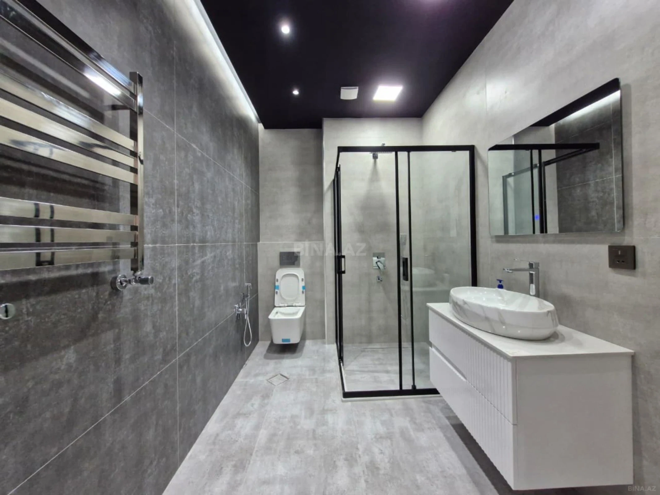 Satılır 2 otaqlı mənzil 61 m²