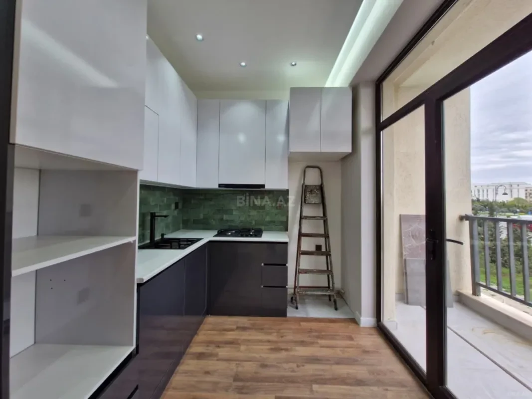 Satılır 2 otaqlı mənzil 61 m²
