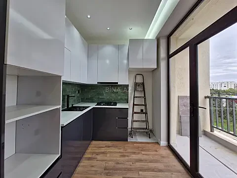 Satılır 2 otaqlı mənzil 61 m²
