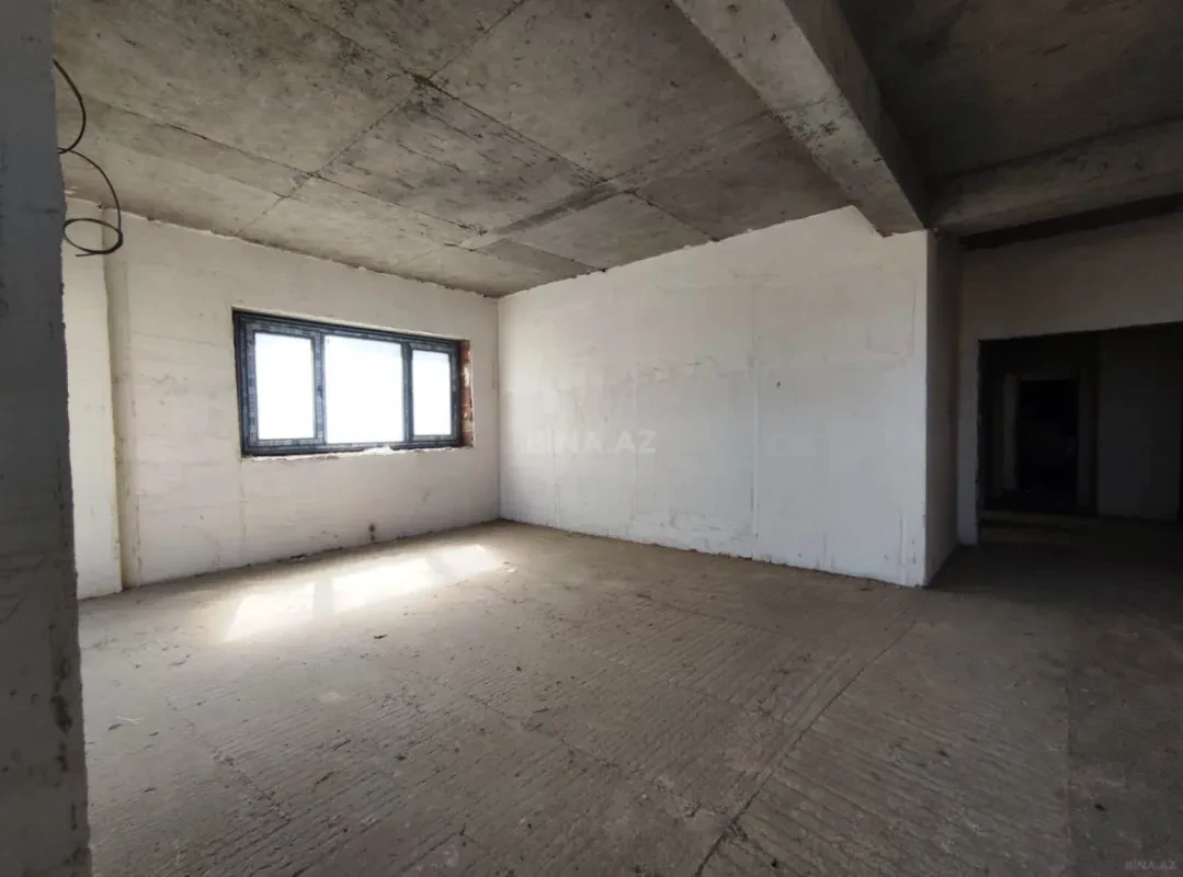 Satılır 3 otaqlı mənzil 163 m²