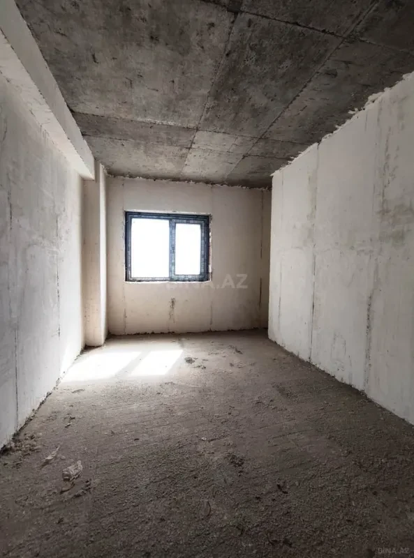 Satılır 3 otaqlı mənzil 163 m²