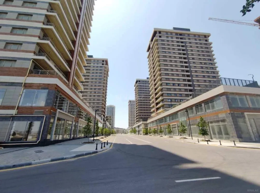 Satılır 3 otaqlı mənzil 163 m²