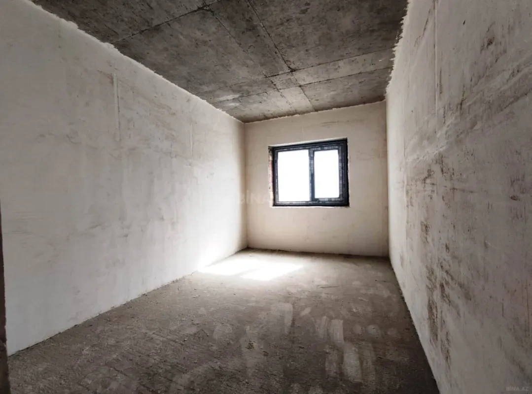 Satılır 3 otaqlı mənzil 163 m²