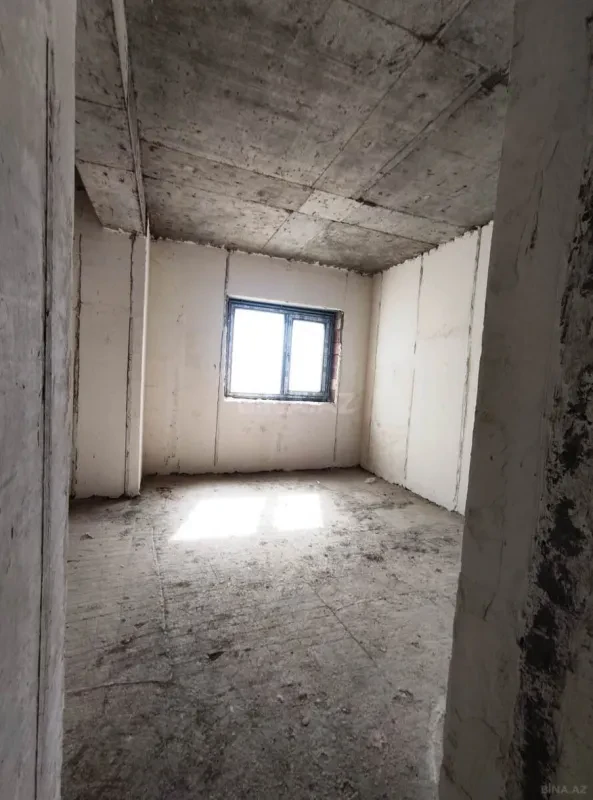 Satılır 3 otaqlı mənzil 163 m²