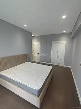 Kirayə verilir 4 otaqlı mənzil 129 m²
