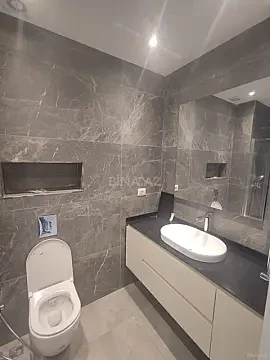 Kirayə verilir 4 otaqlı mənzil 129 m²