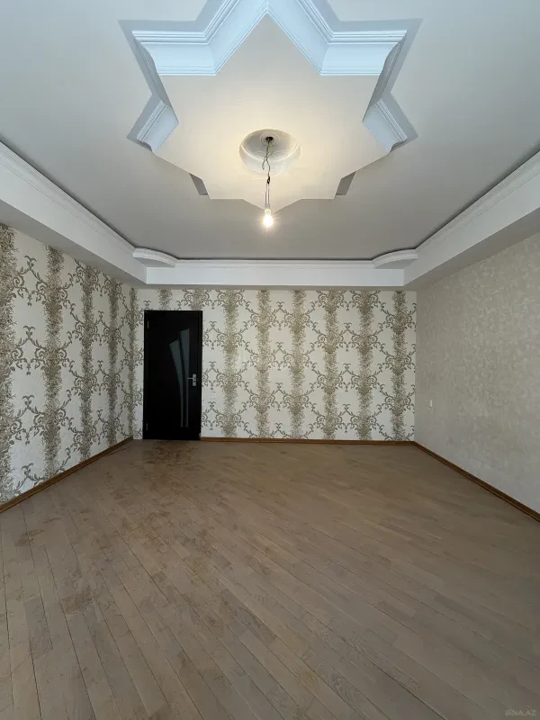 Satılır 2 otaqlı mənzil 75 m²