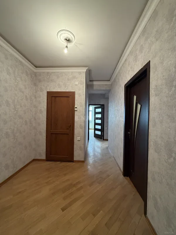 Satılır 2 otaqlı mənzil 75 m²