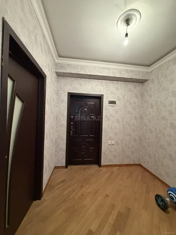 Satılır 2 otaqlı mənzil 75 m²