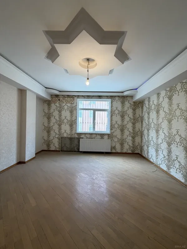 Satılır 2 otaqlı mənzil 75 m²