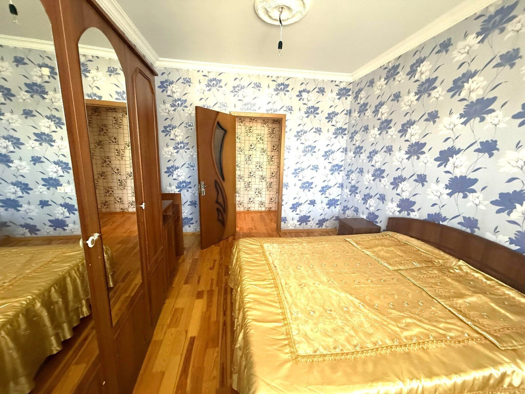 Kirayə verilir 2 otaqlı mənzil 60 m²