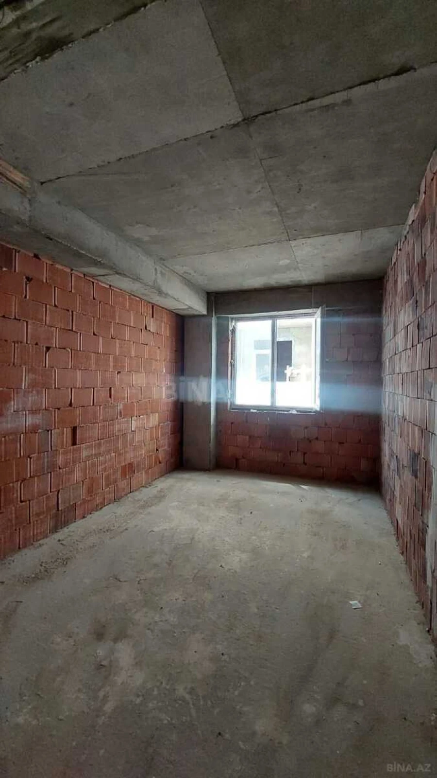 Satılır 2 otaqlı mənzil 62 m²
