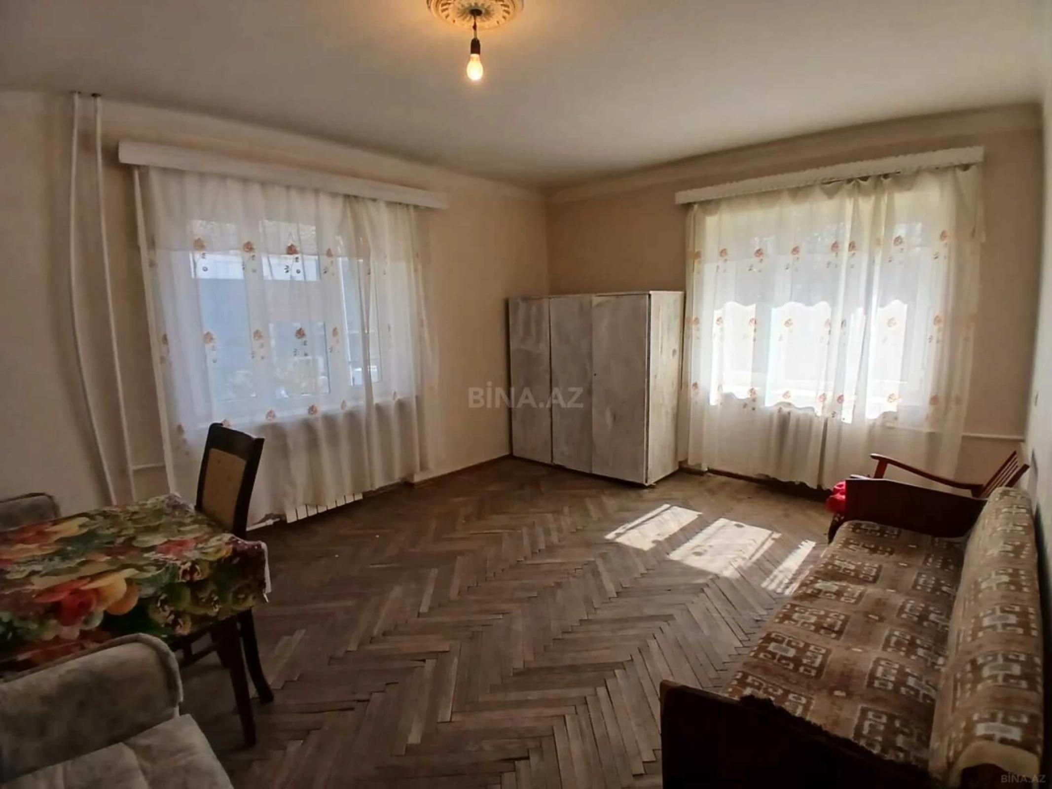 Kirayə verilir 2 otaqlı mənzil 60 m²