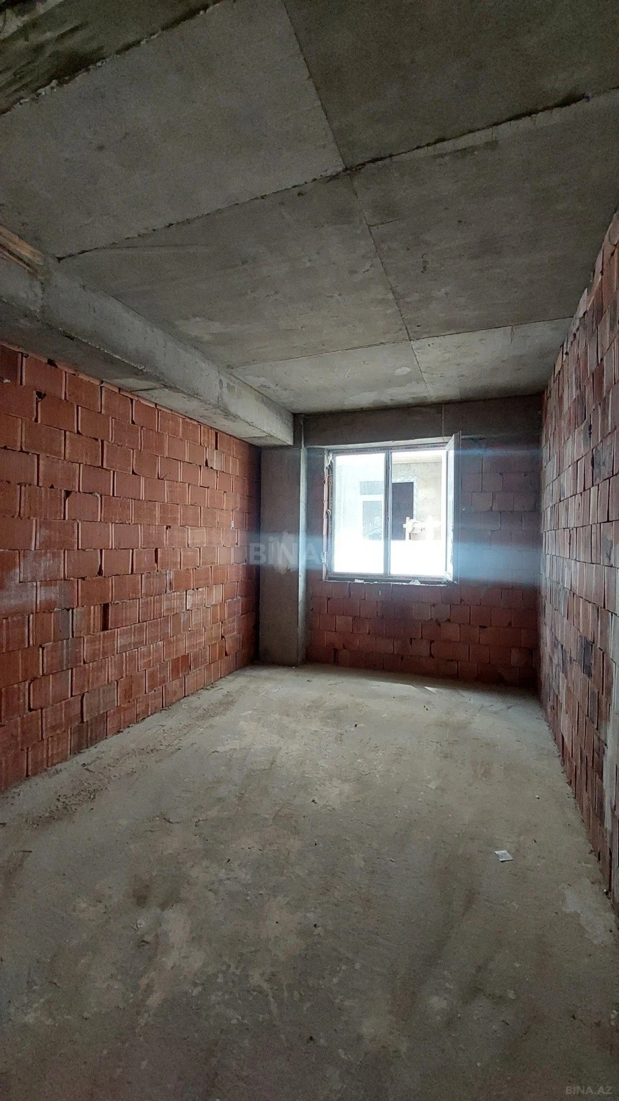 Satılır 2 otaqlı mənzil 62 m²