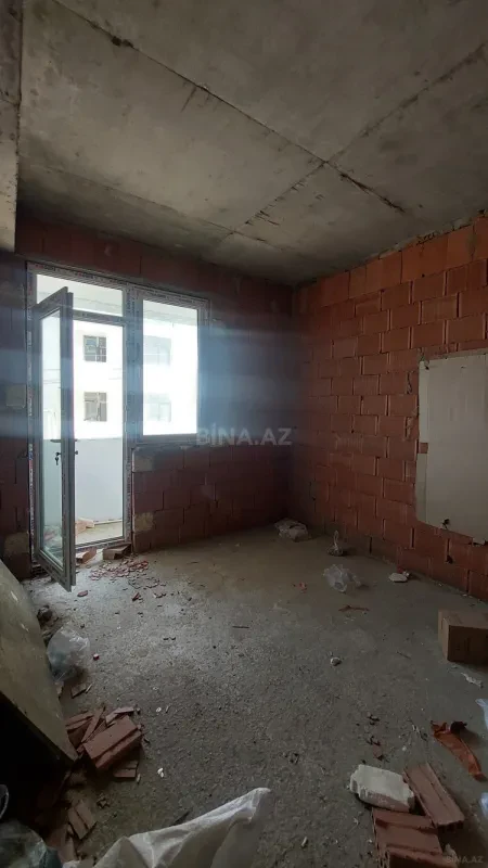 Satılır 2 otaqlı mənzil 62 m²