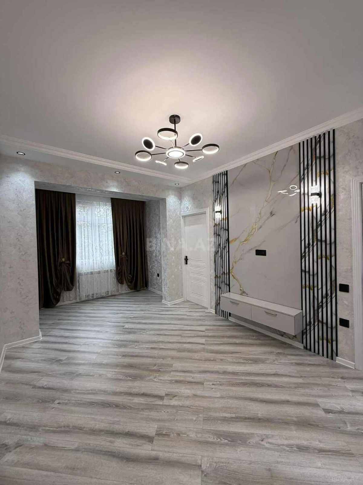Satılır 2 otaqlı mənzil 55 m²
