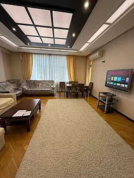 Kirayə verilir 3 otaqlı mənzil 145 m² — Bakı, Nəsimi 3 otaq 145.00 m²
