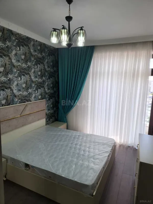 Kirayə verilir 2 otaqlı mənzil 80 m²