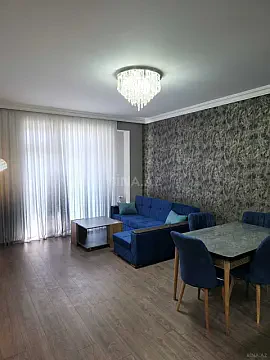 Kirayə verilir 2 otaqlı mənzil 80 m²