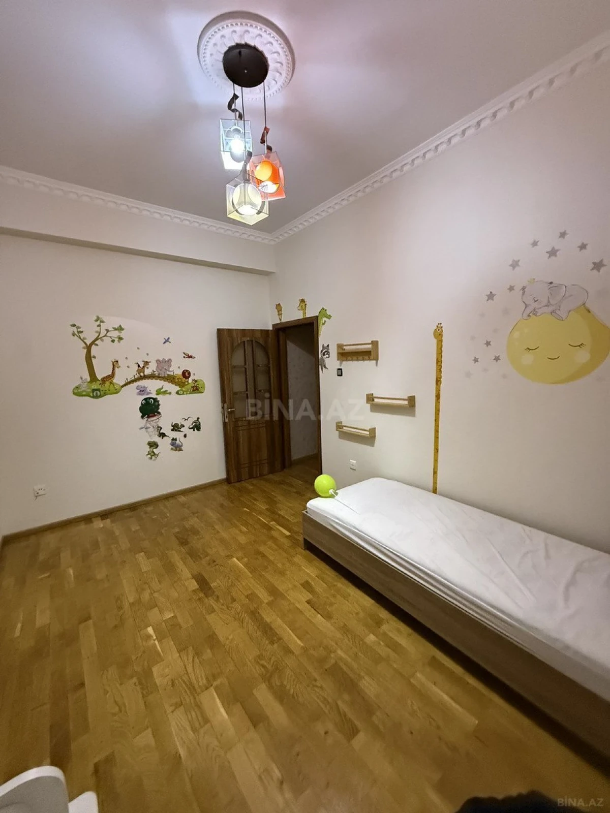 Kirayə verilir 3 otaqlı mənzil 86 m²