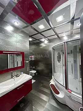 Kirayə verilir 3 otaqlı mənzil 175 m²