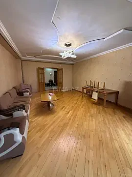 Kirayə verilir 3 otaqlı mənzil 150 m²