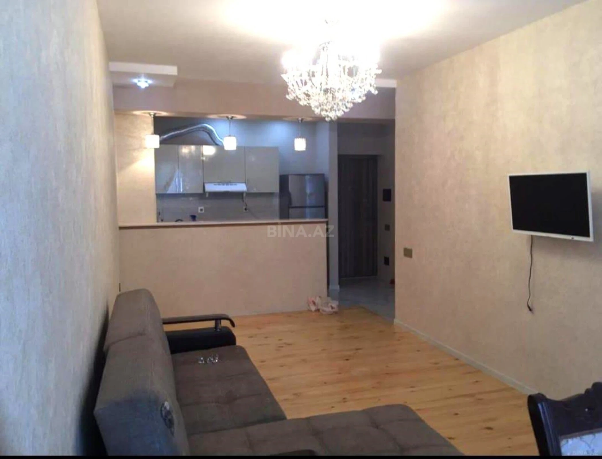 Kirayə verilir 2 otaqlı mənzil 60 m²