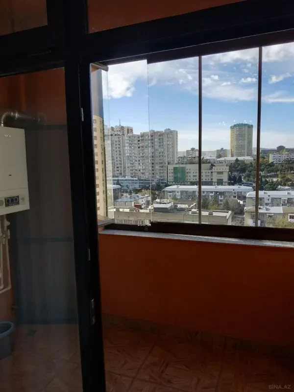 Kirayə verilir 2 otaqlı mənzil 80 m²