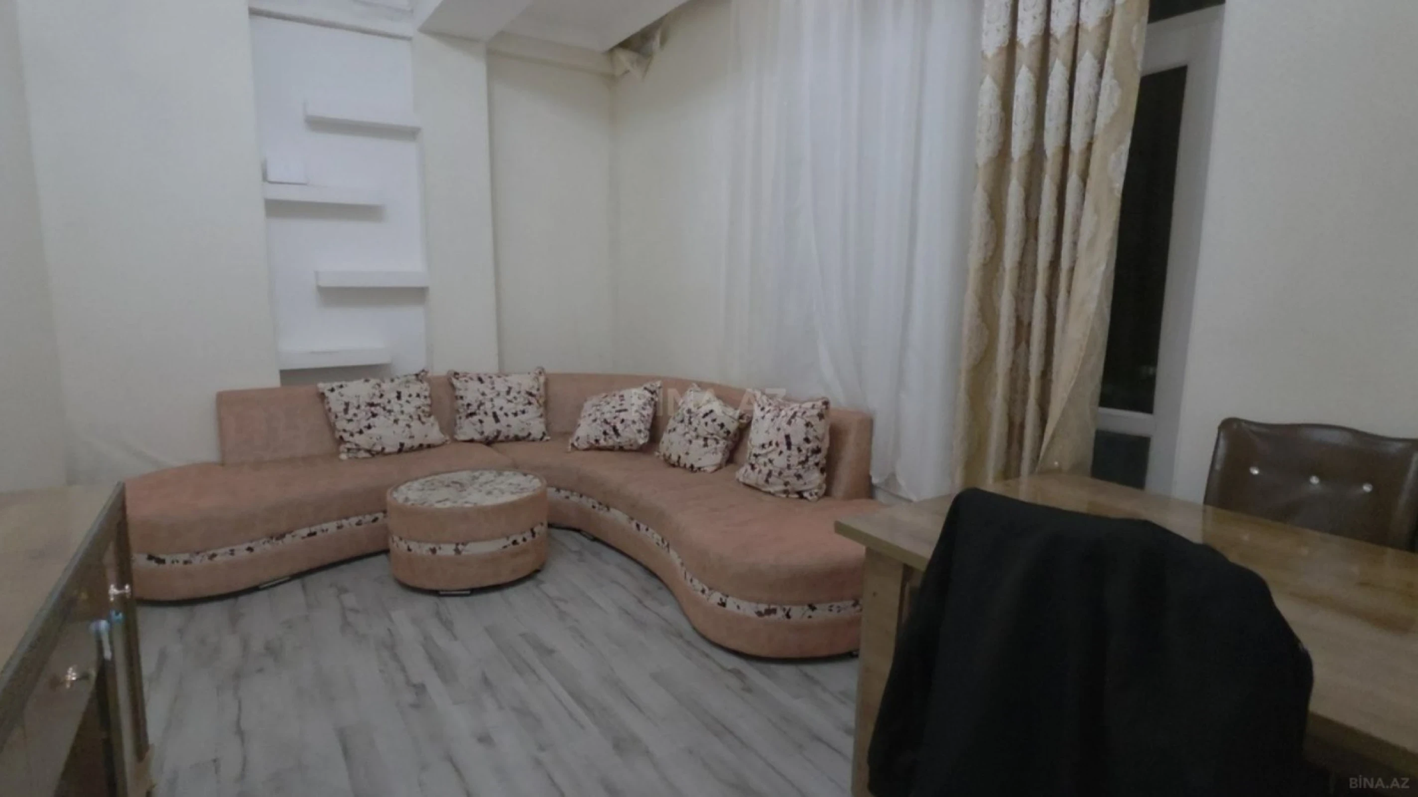 Kirayə verilir 3 otaqlı mənzil 62 m²