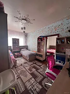 Kirayə verilir 4 otaqlı mənzil 115 m²