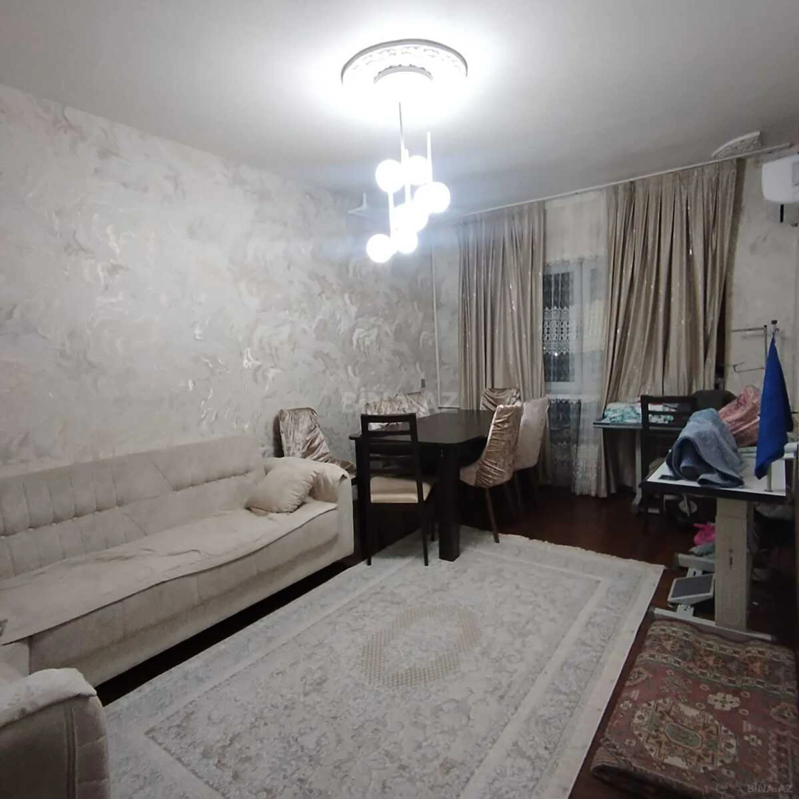 Kirayə verilir 4 otaqlı mənzil 115 m²