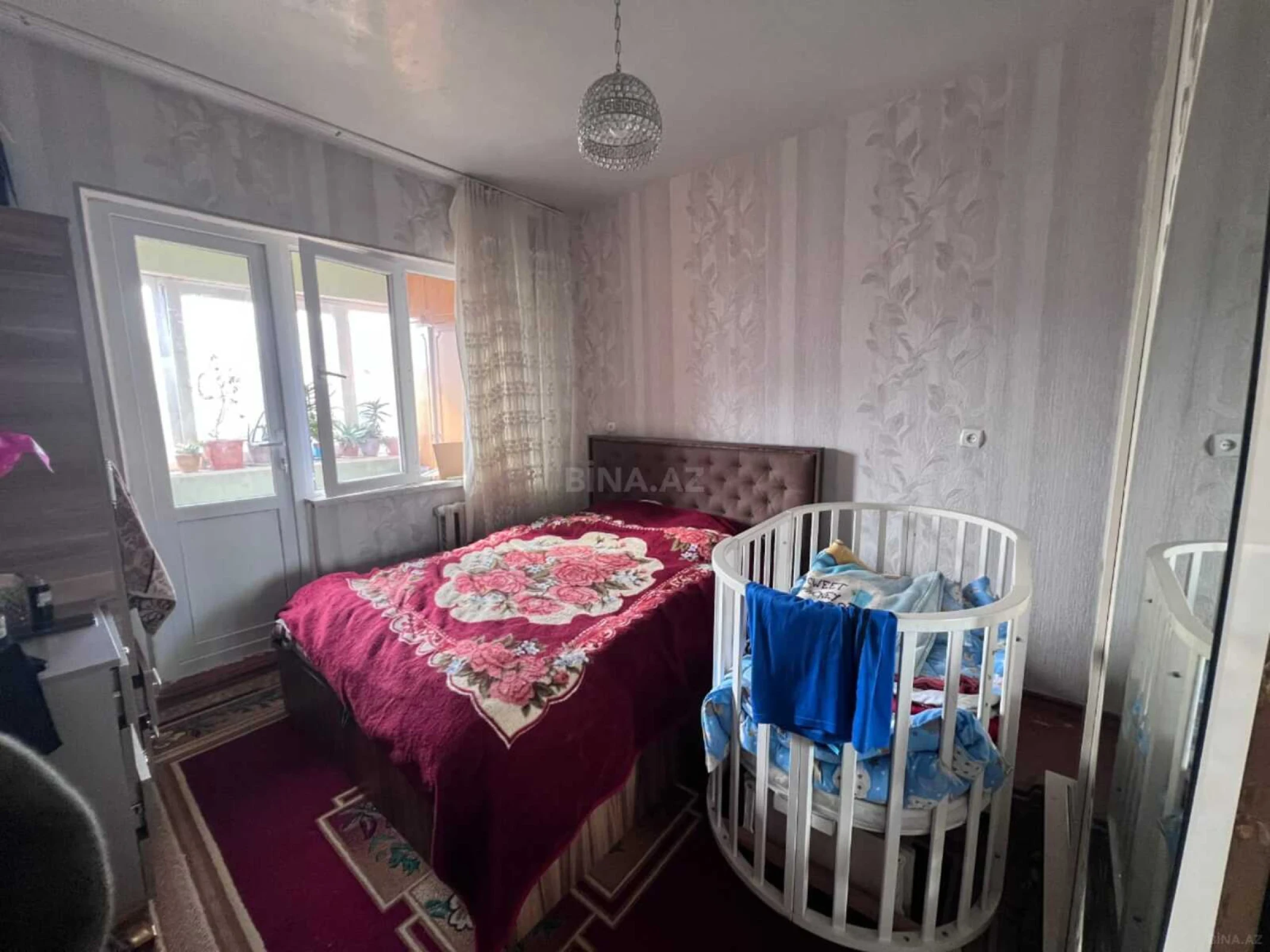 Kirayə verilir 4 otaqlı mənzil 115 m²