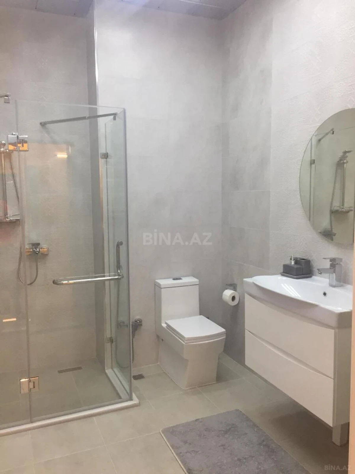 Kirayə verilir 2 otaqlı mənzil 75 m²
