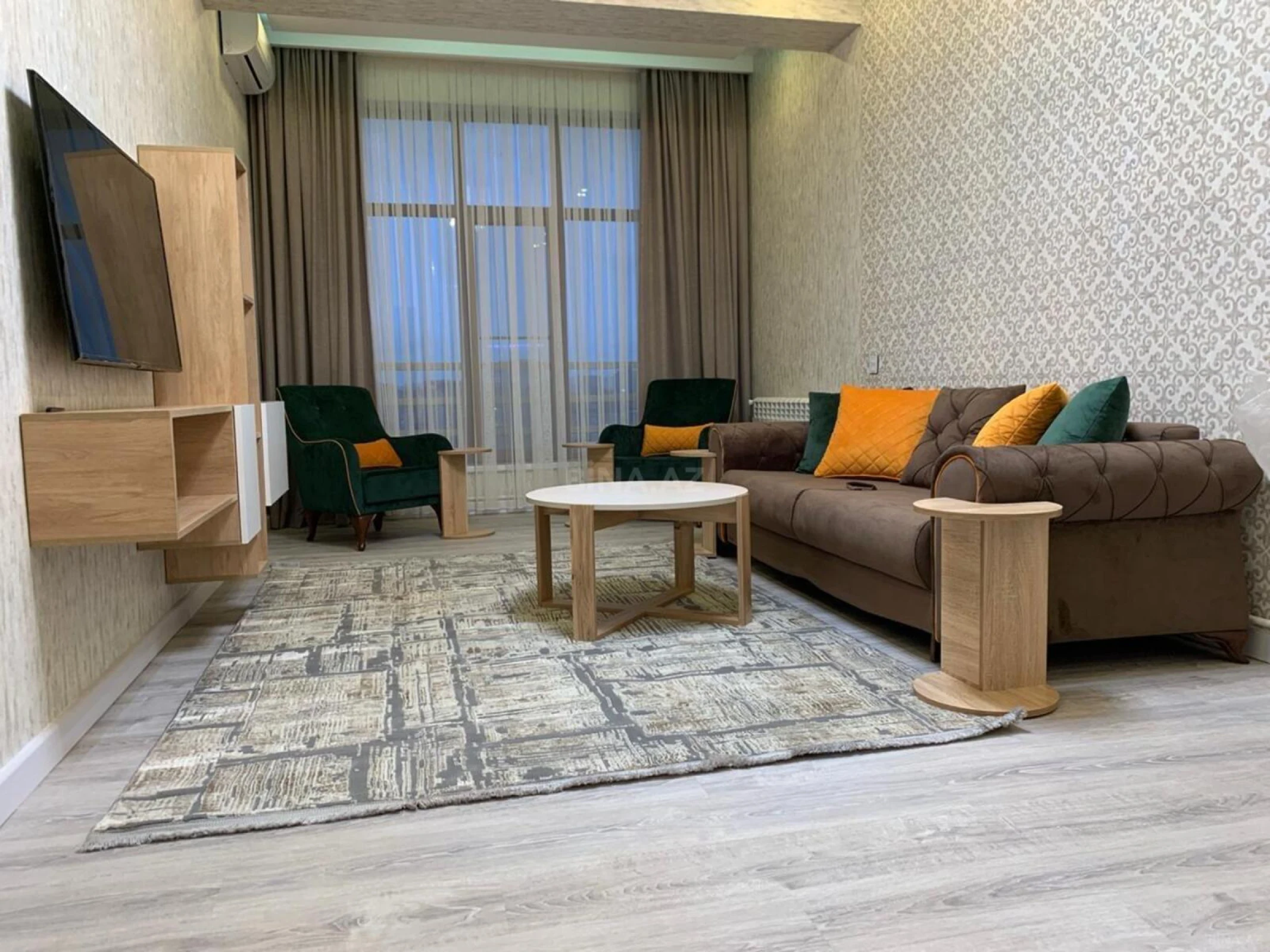 Kirayə verilir 2 otaqlı mənzil 75 m²
