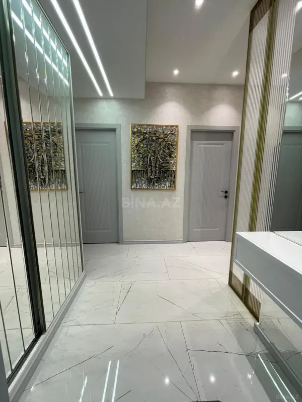Satılır 2 otaqlı mənzil 70 m²