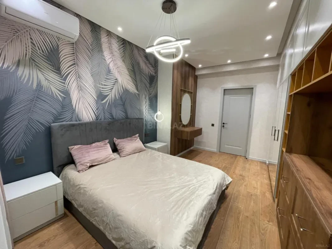 Satılır 2 otaqlı mənzil 70 m²