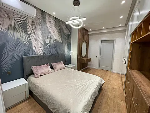 Satılır 2 otaqlı mənzil 70 m²