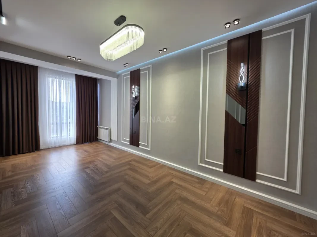 Satılır 3 otaqlı mənzil 98 m²