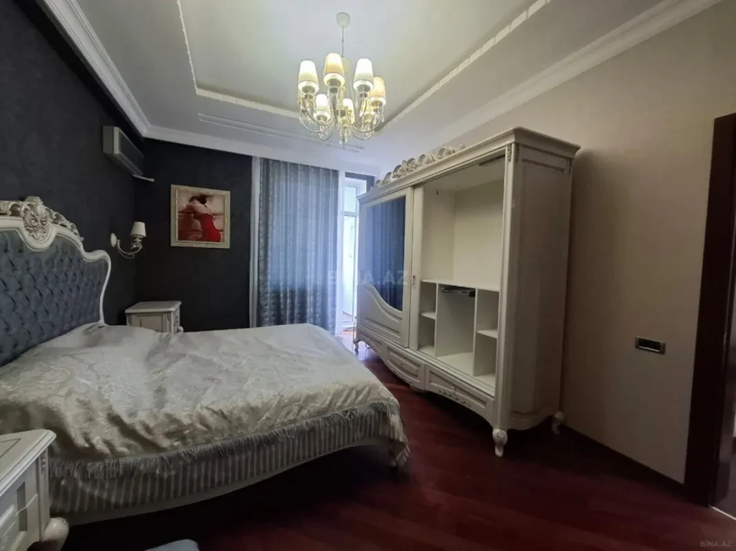 Kirayə verilir 3 otaqlı mənzil 172 m²