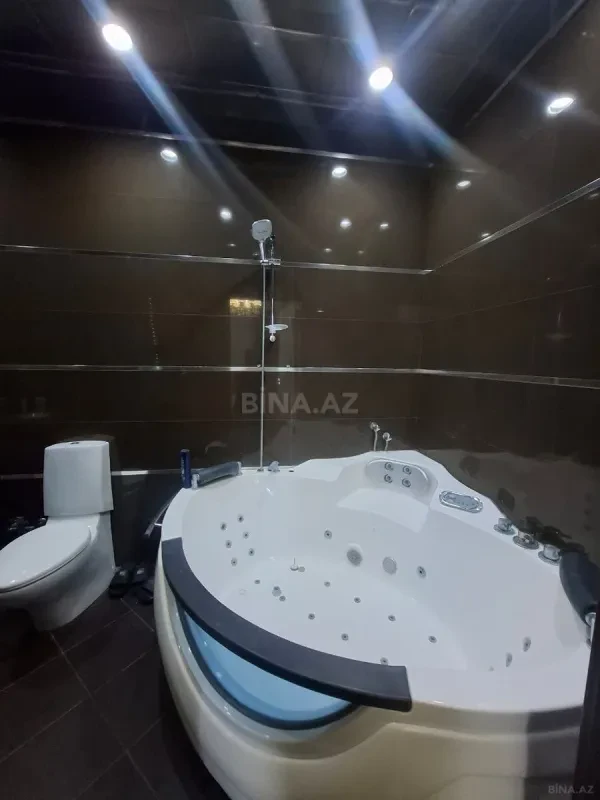 Kirayə verilir 3 otaqlı mənzil 172 m²