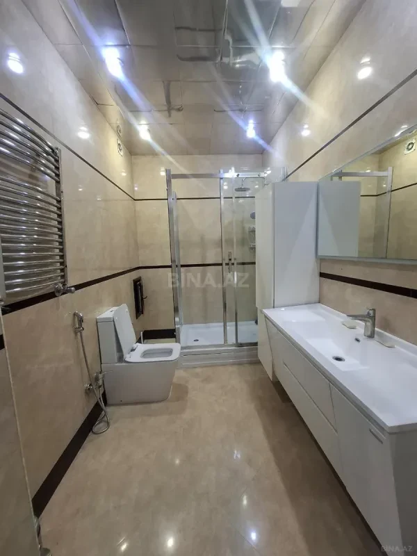 Kirayə verilir 3 otaqlı mənzil 172 m²