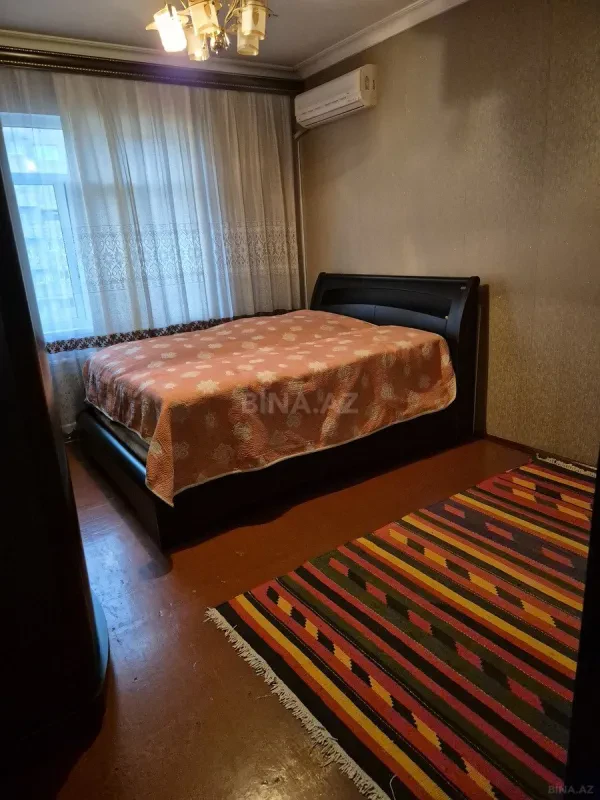Satılır 4 otaqlı mənzil 104 m²