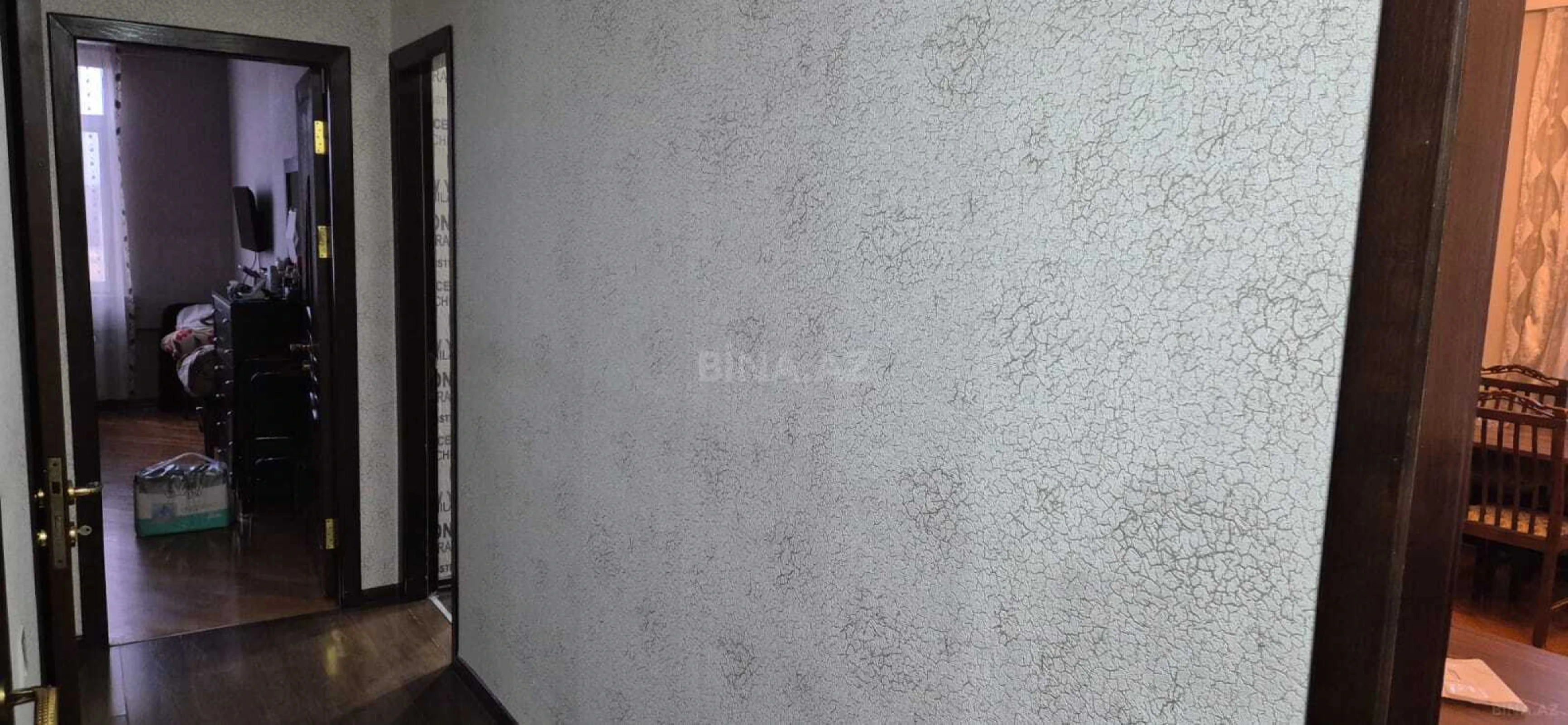 Satılır 3 otaqlı mənzil 73 m²