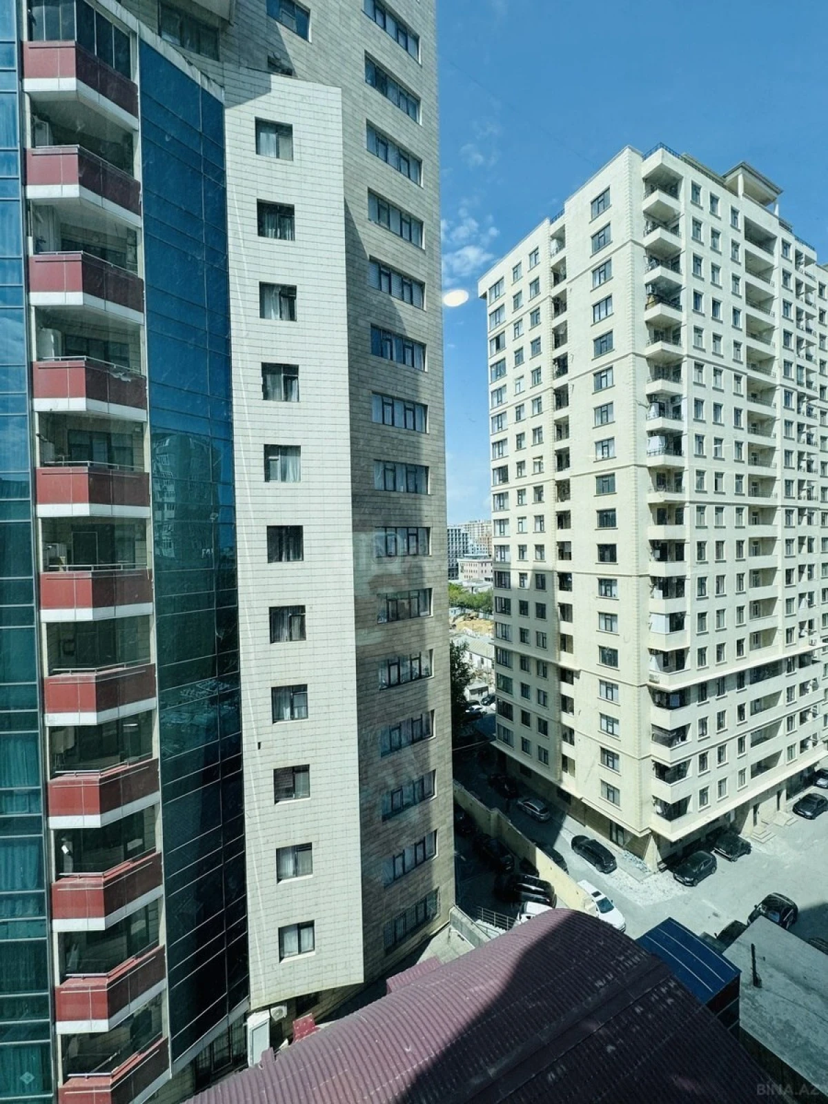 Satılır 4 otaqlı mənzil 170 m²