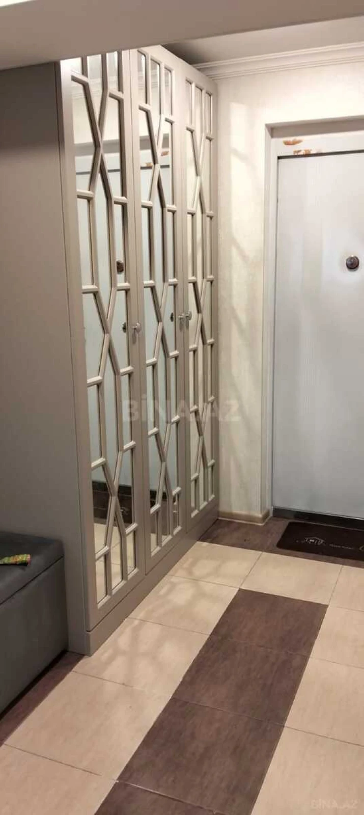 Kirayə verilir 2 otaqlı mənzil 50 m²