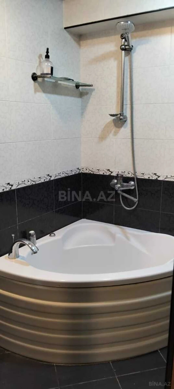 Kirayə verilir 2 otaqlı mənzil 50 m²