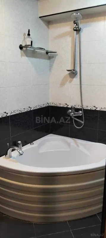 Kirayə verilir 2 otaqlı mənzil 50 m²