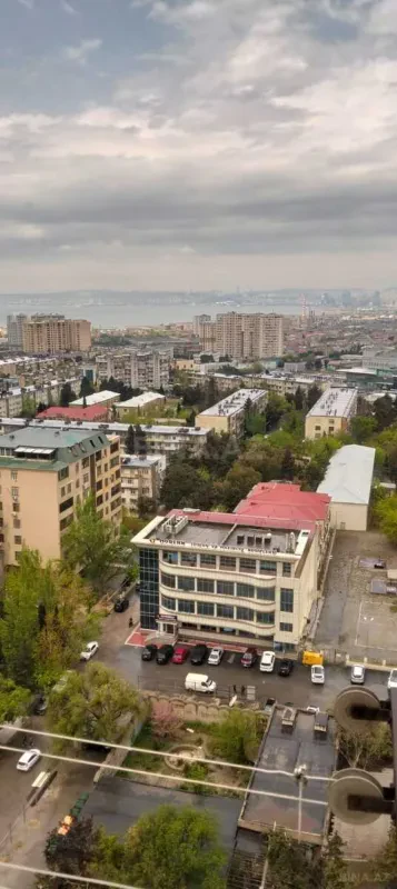 Kirayə verilir 2 otaqlı mənzil 50 m²