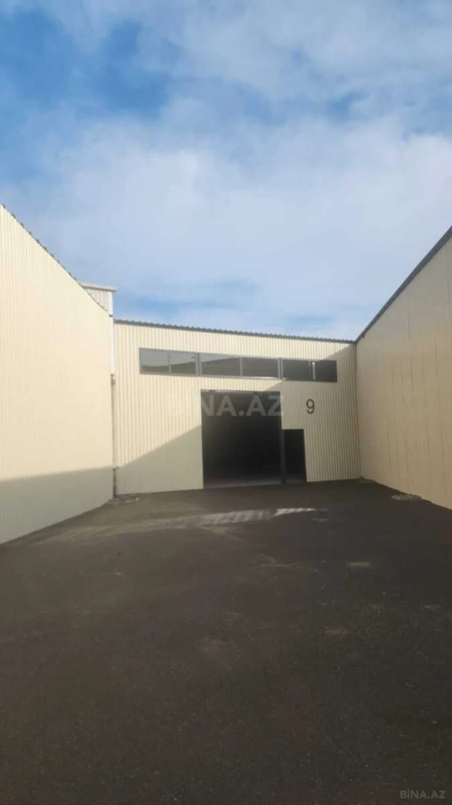 Satılır obyekt 3300 m²