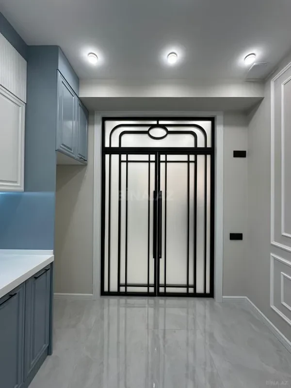 Satılır 3 otaqlı mənzil 98 m²